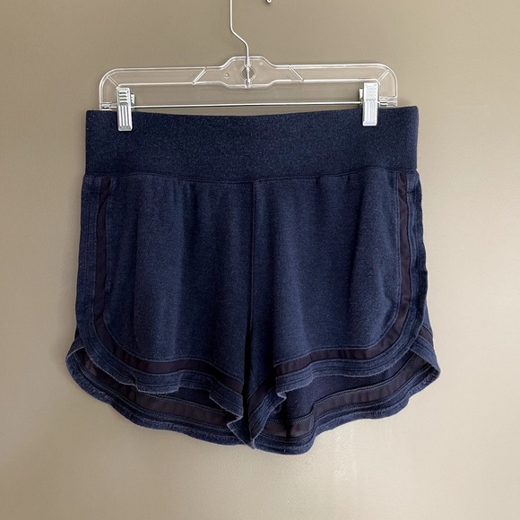 Athleta Breathe Shortie Short Navy Blue Size Medium Sheer Mesh Cutout Athletic - Picture 2 of 15